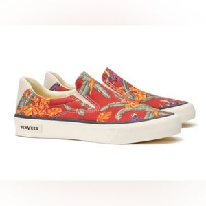 Like New Seavees Hawthorne Slip On Women 5